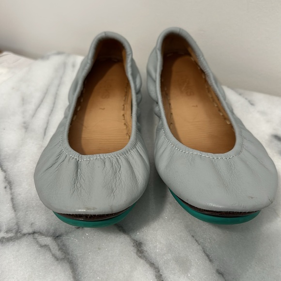 Tieks Gray Ballet Flats size 7 - Picture 5 of 14